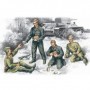ICM-35351 ICM Soviet Tank Crew (1943-1945) (4 figures - 2 officers, 2 tankmen)