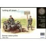 3539 1/35 WWII German BMW R75 Motorcycle & 4 Motorcyclists 1940-43