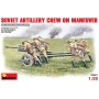 35081 MiniArt Soviet Artillery Crew on Maneuver (1/35)