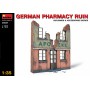 35537 MiniArt German Pharmacy Ruin (1/35)