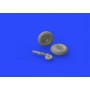 1/72 Aircraft- Spitfire Mk VIII Wheels 4-Spoke w/Pattern Tire for EDU (Resin) (D)