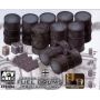 AFV AF35266 GERMAN 20L and  200l FUEL DRUMS (1/35)